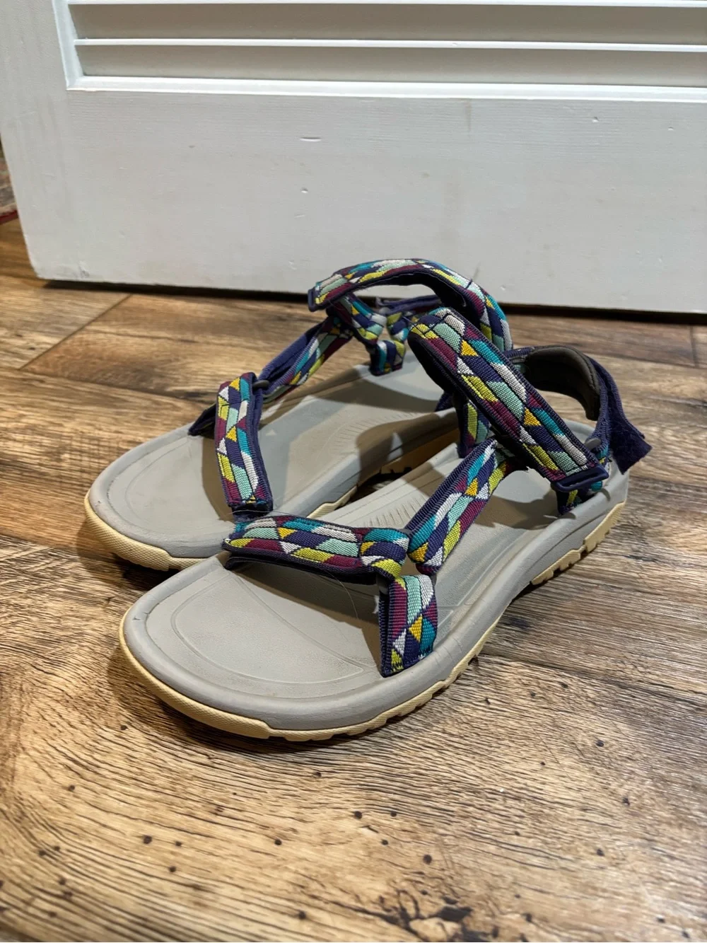 Teva Hurricane Purple Mosaic - Picture 2 of 4